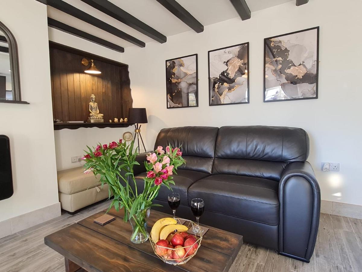 Bensons Gem - Cyanacottages Holiday home *